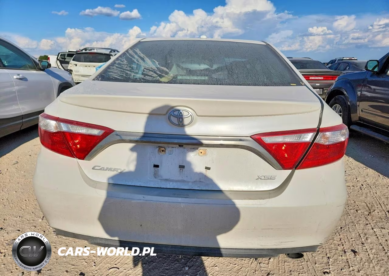 2016 Toyota Camry Xse VIN:4T1BF1FK1GU230408 - 6