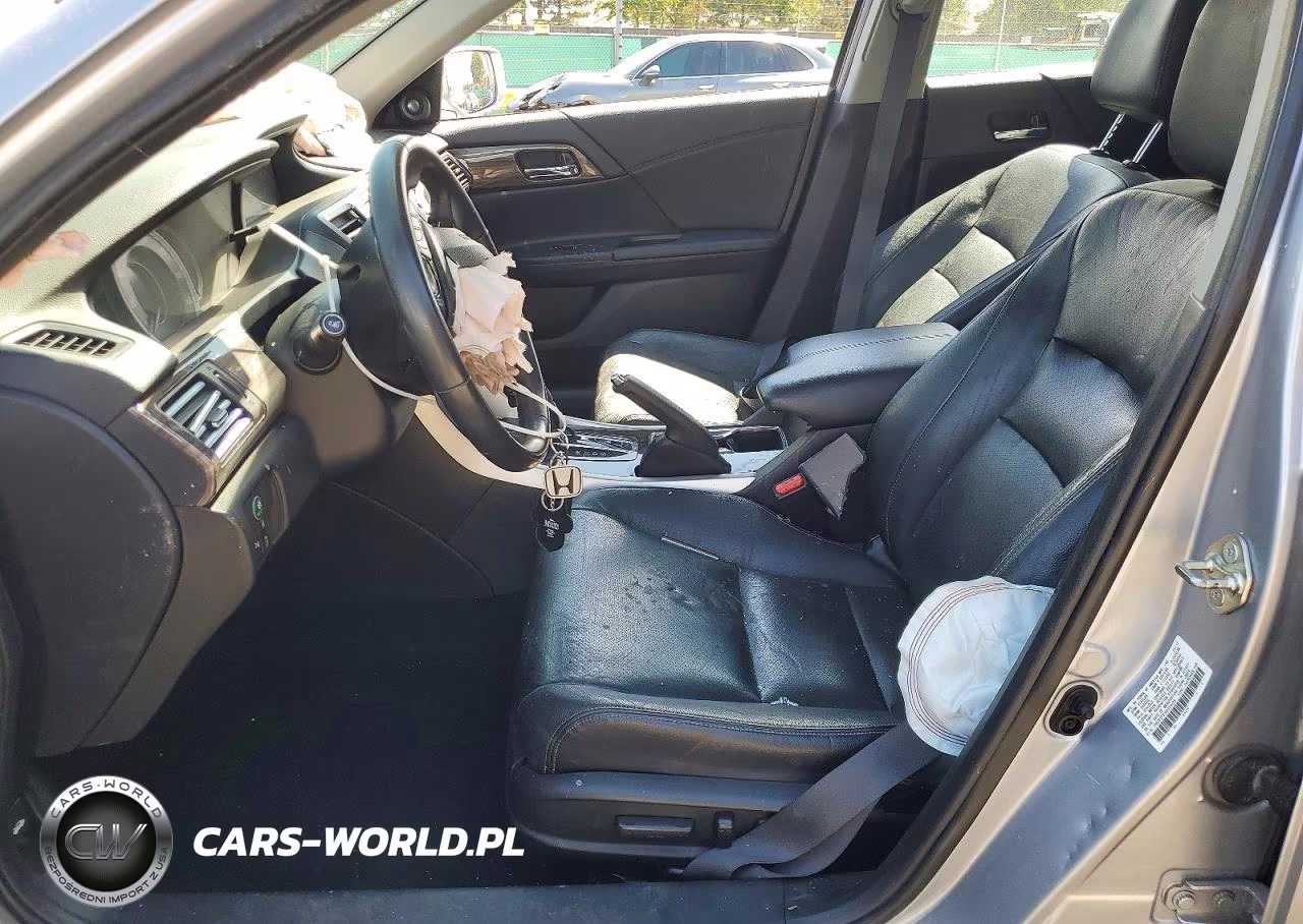 2017 Honda Accord Touring VIN:1HGCR3F97HA034308 - 7