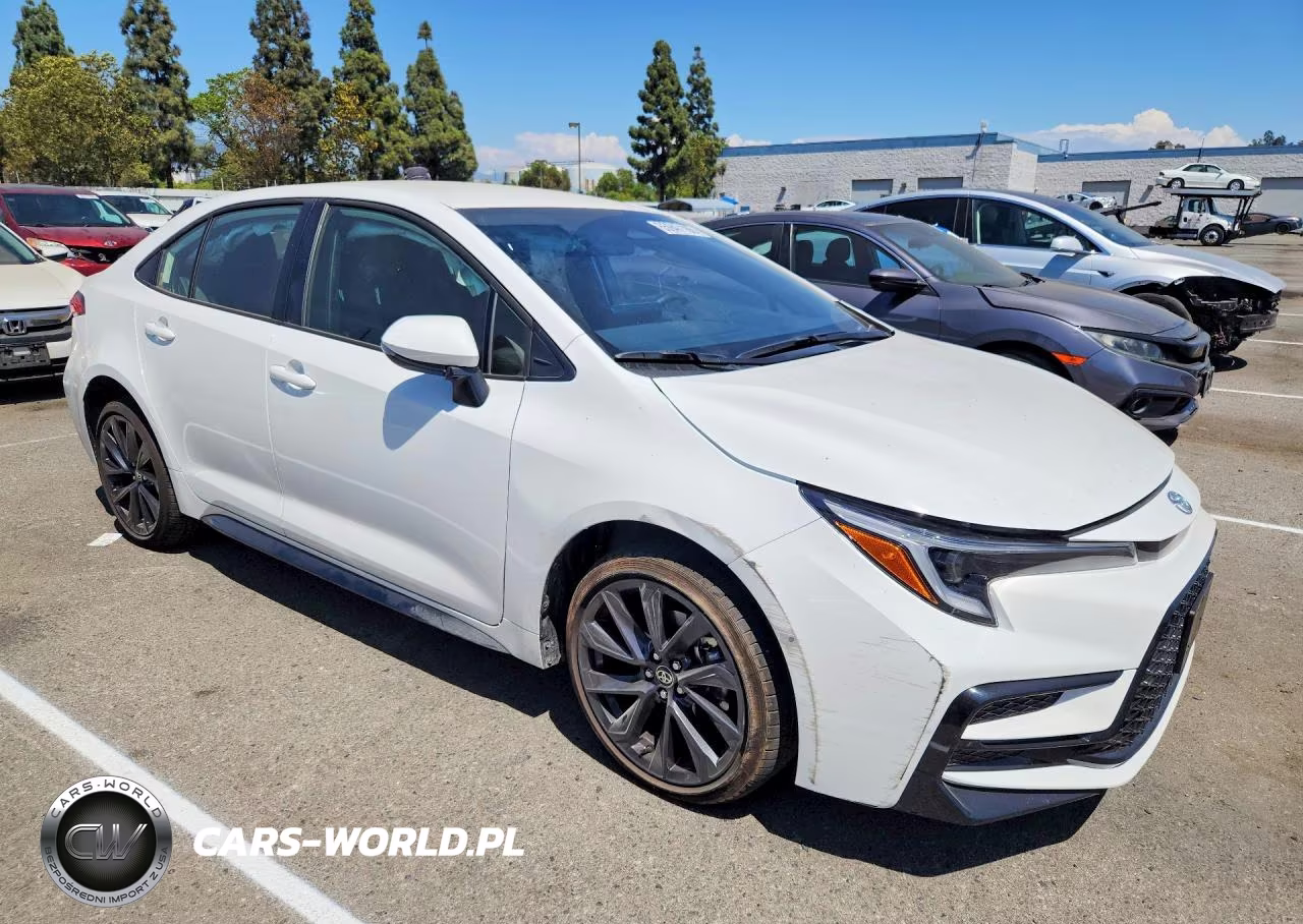 2026 Toyota Corolla Hybrid Se VIN:JTDBCMFE2T3147627 - 4