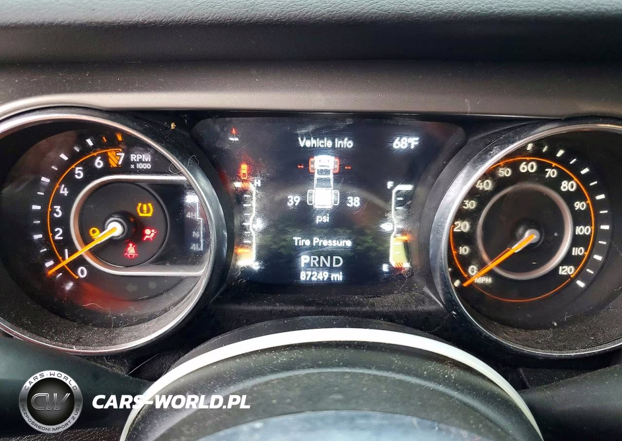 2020 Jeep Gladiator Sport VIN:1C6HJTAG1LL139660 - 9