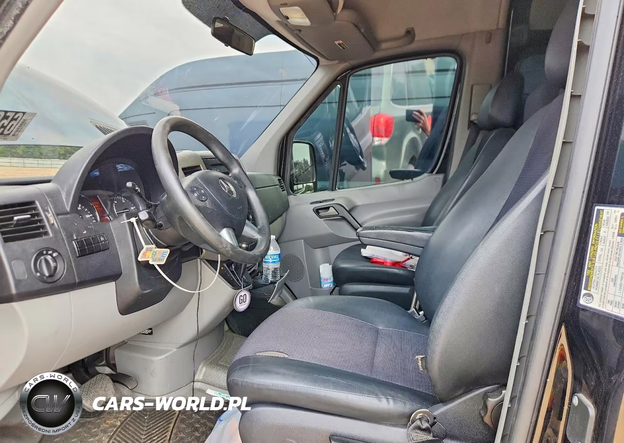 2016 Mercedes-Benz Sprinter 2500 VIN:WDZPE8CD9GP193487 - 7