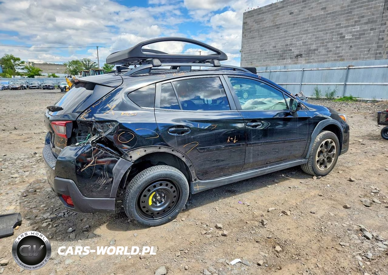 2021 Subaru Crosstrek Premium VIN:JF2GTAEC6M8318485 - 3