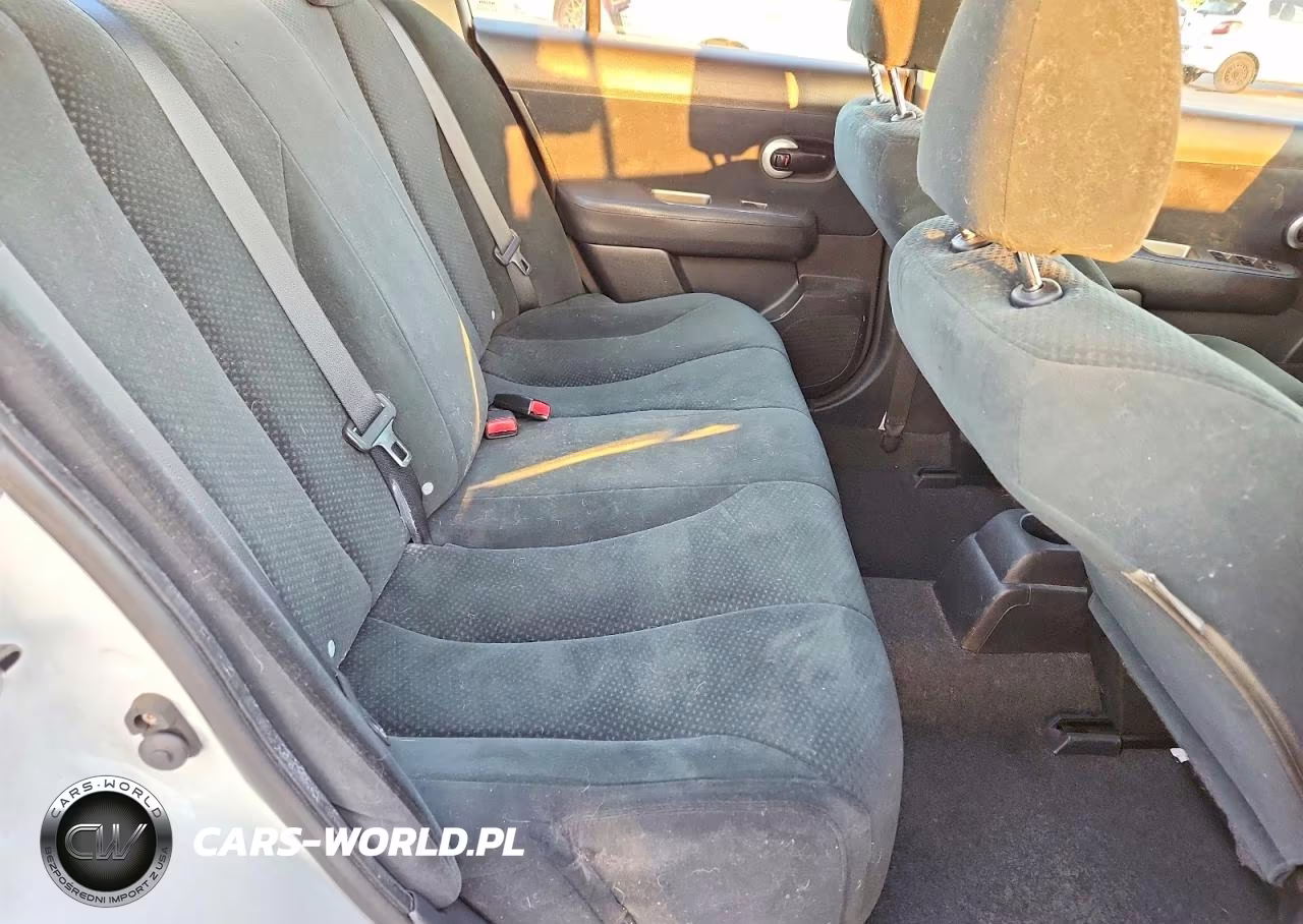 2010 Nissan Versa 1.8 S VIN:3N1BC1AP0AL464088 - 10