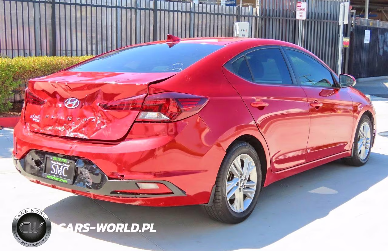 2019 Hyundai Elantra Sel VIN:5NPD84LF3KH472782 - 3