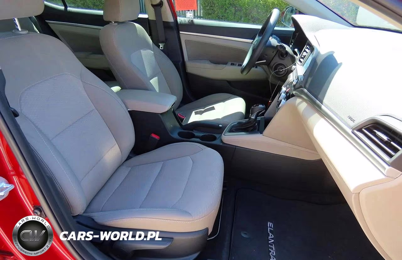 2019 Hyundai Elantra Sel VIN:5NPD84LF3KH472782 - 5