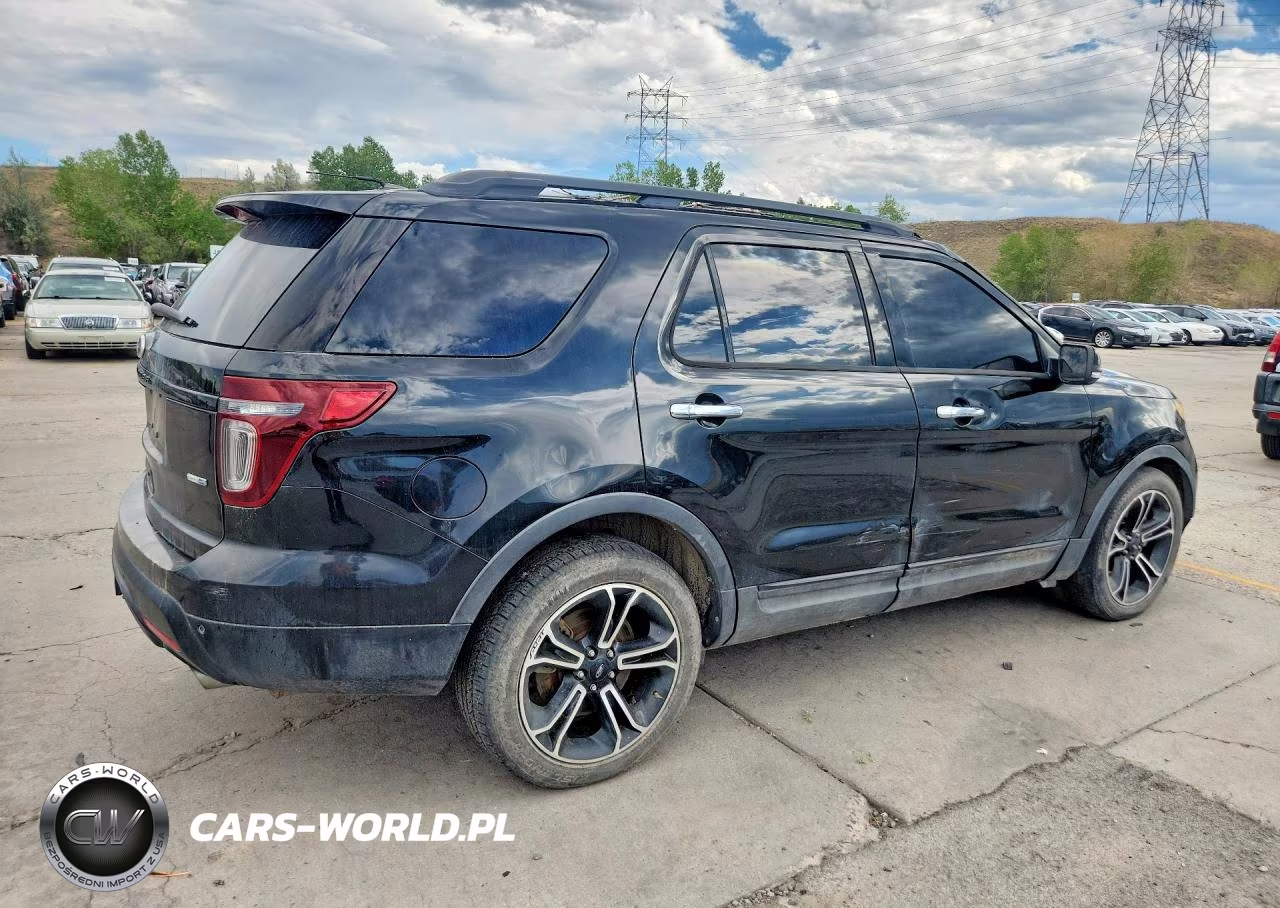 2013 Ford Explorer Sport VIN:1FM5K8GT6DGB53344 - 3