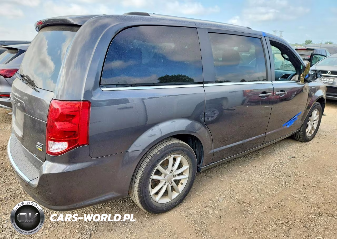2019 Dodge Grand Caravan Sxt VIN:2C4RDGCG0KR564317 - 3