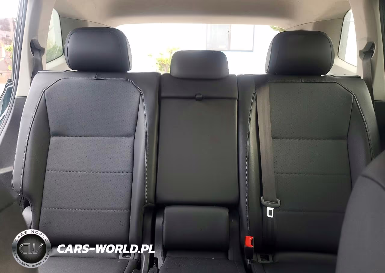 2019 Volkswagen Tiguan Se VIN:3VV3B7AX7KM098828 - 10