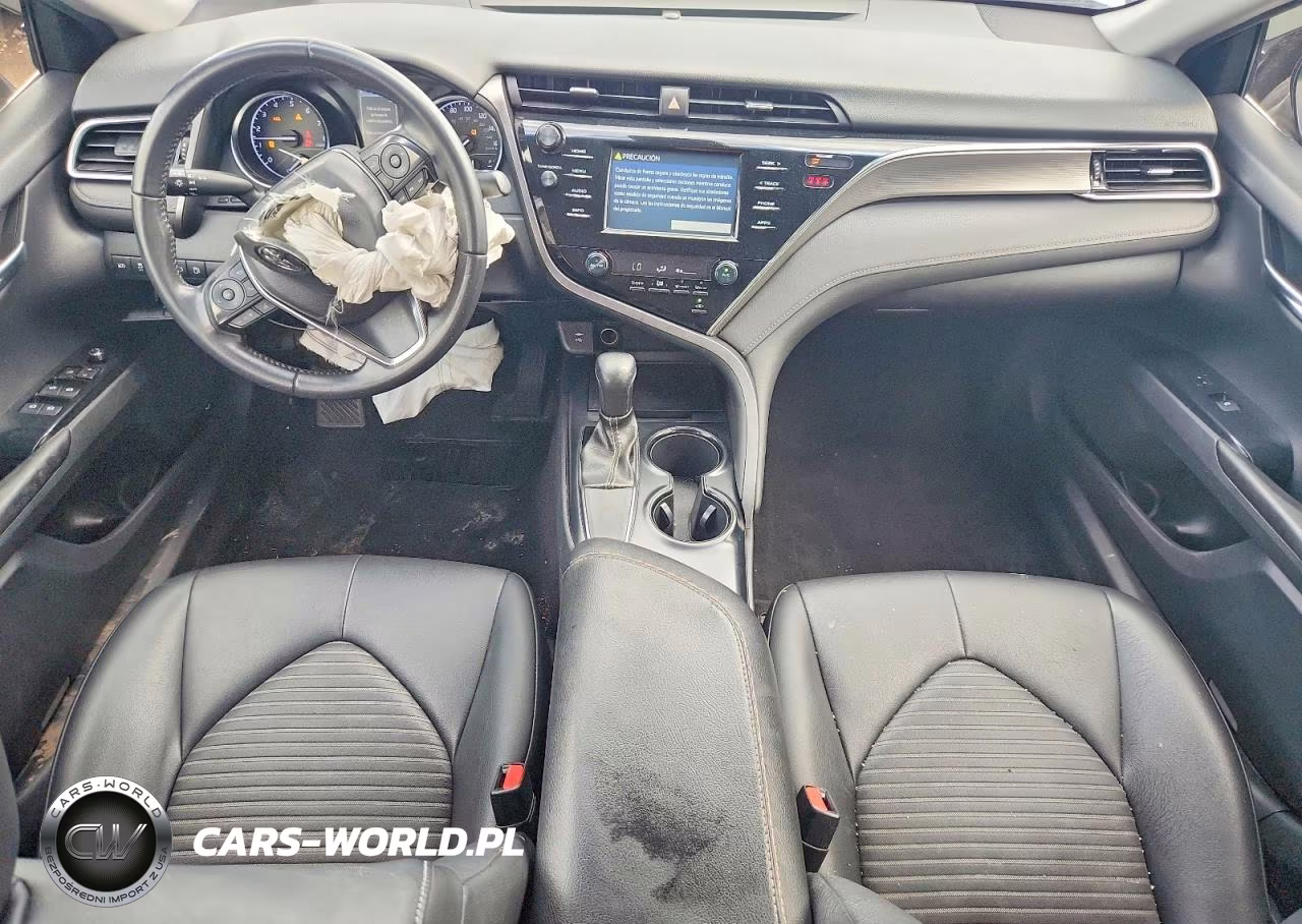 2018 Toyota Camry L VIN:JTNB11HK1J3034946 - 8