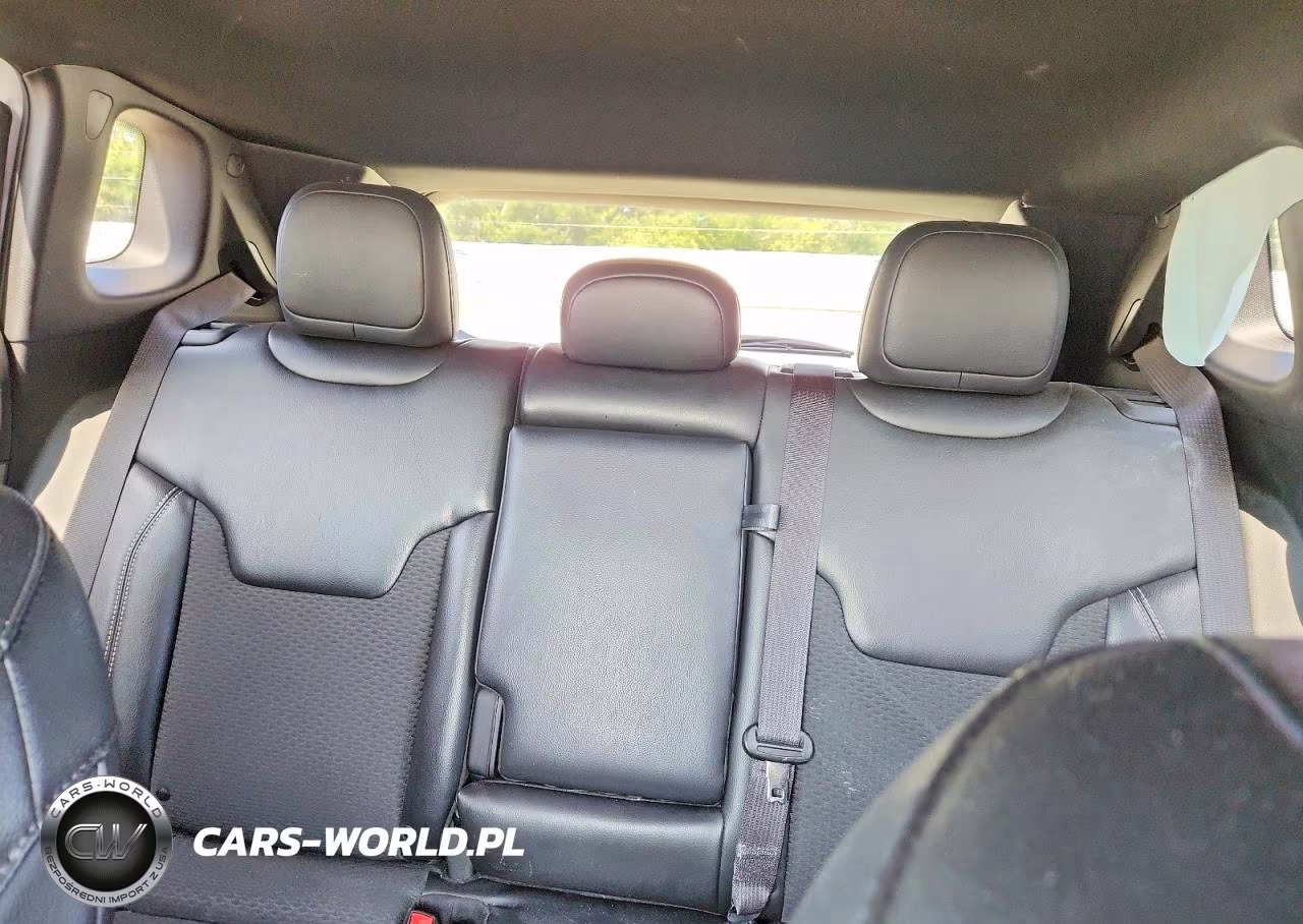2023 Jeep Compass Latitude VIN:3C4NJDBN5PT539973 - 10