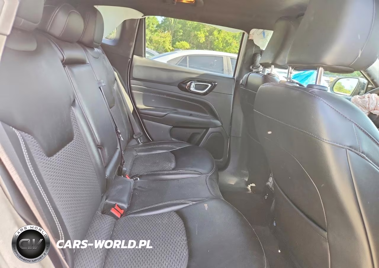 2023 Jeep Compass Latitude VIN:3C4NJDBN5PT539973 - 11