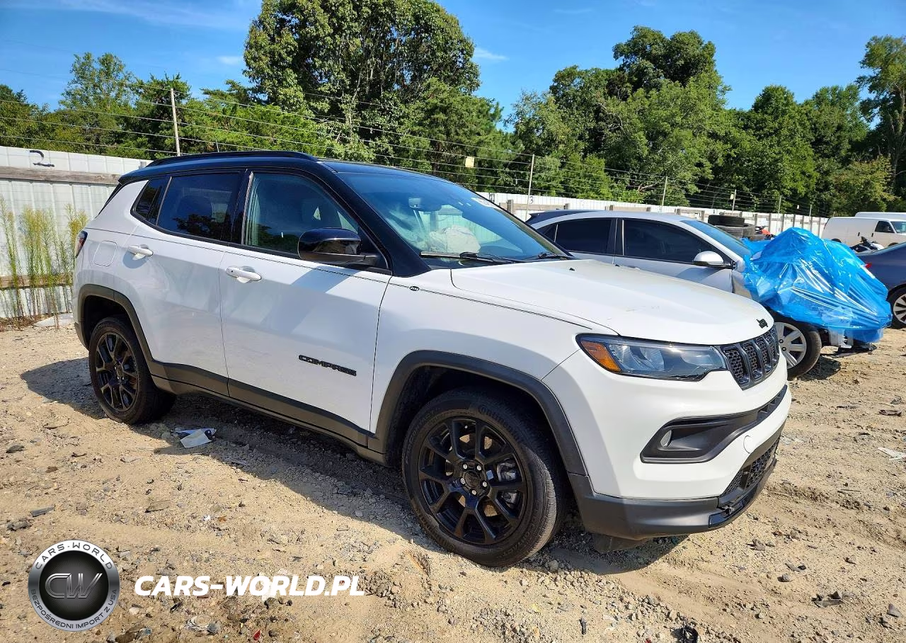 2023 Jeep Compass Latitude VIN:3C4NJDBN5PT539973 - 4