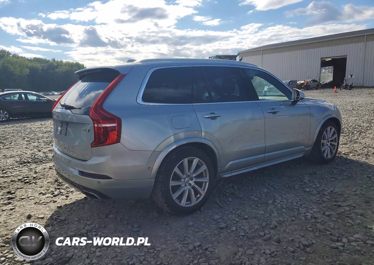 2016 Volvo Xc90 T6 VIN:YV4A22PMXG1035827 - 3