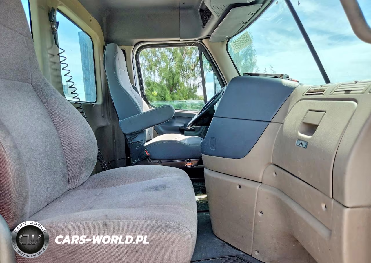 2018 Freightliner Cascadia 1 - Trucks VIN:1FUGGEDV0JLHB4053 - 10
