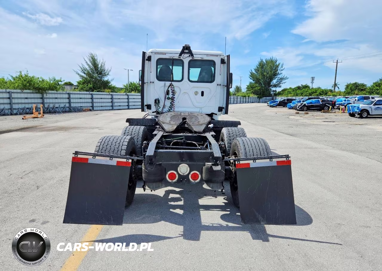 2018 Freightliner Cascadia 1 - Trucks VIN:1FUGGEDV0JLHB4053 - 6