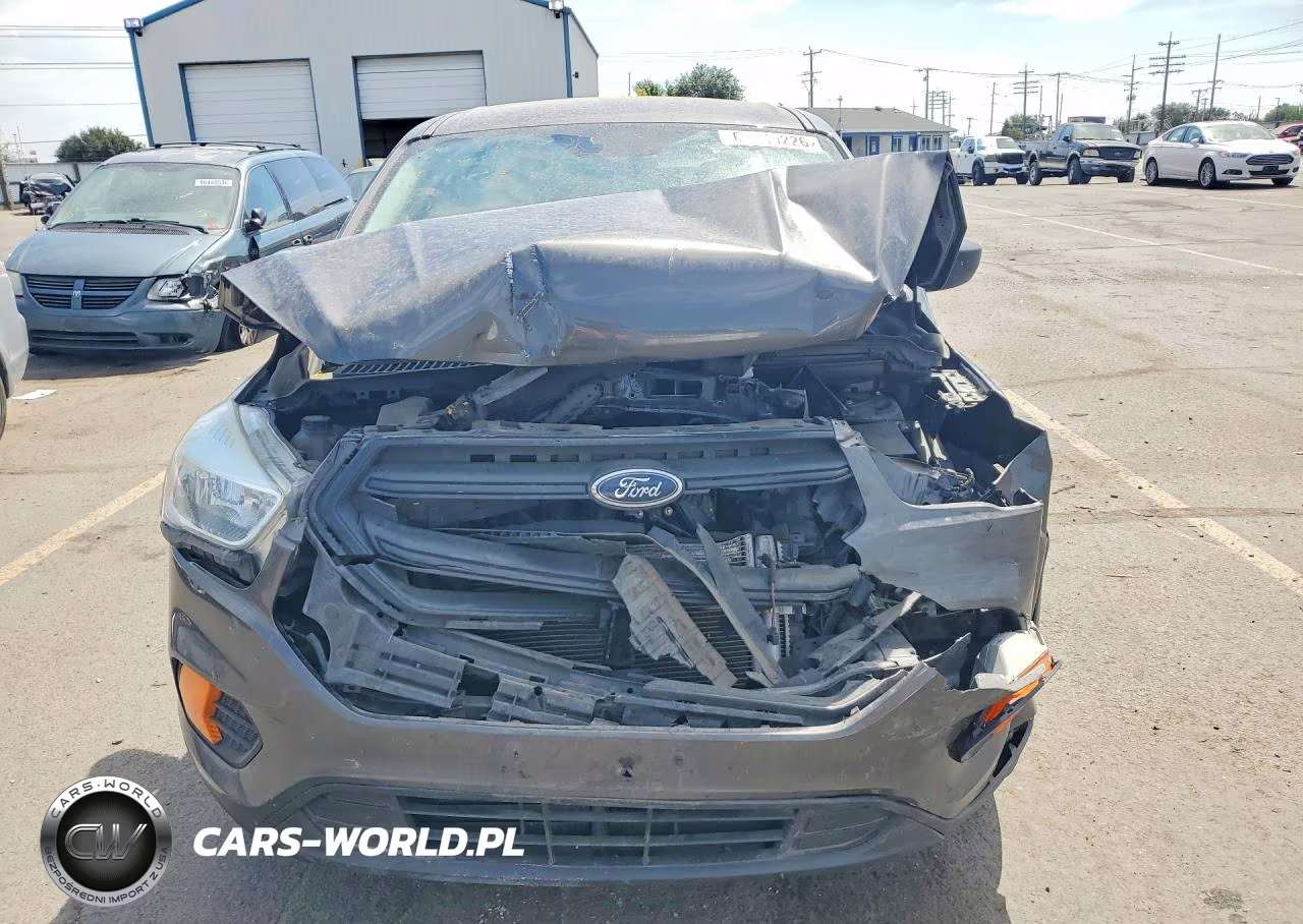 2017 Ford Escape S VIN:1FMCU0F7XHUD87193 - 5