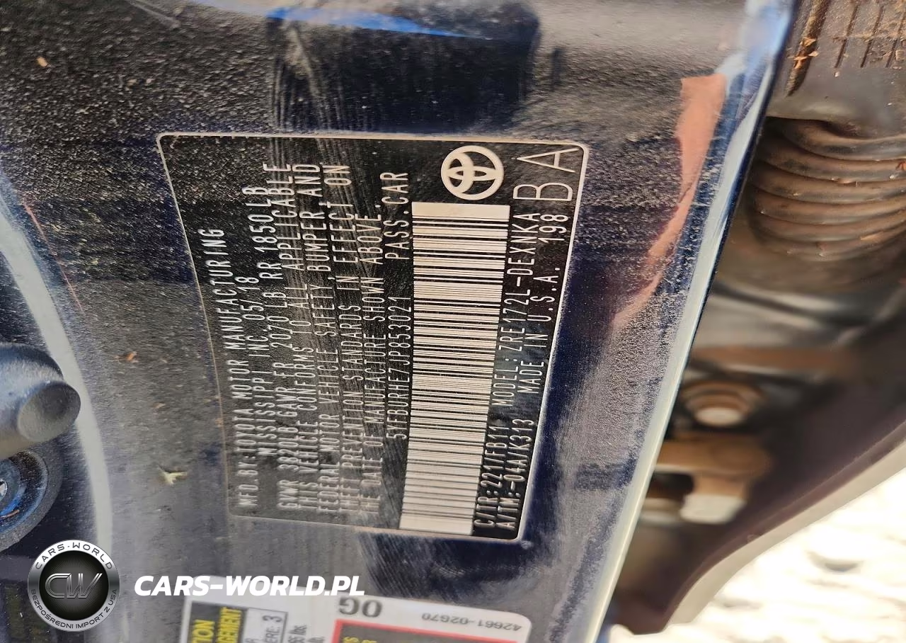 2018 Toyota Corolla Le VIN:5YFBURHE7JP853021 - 12