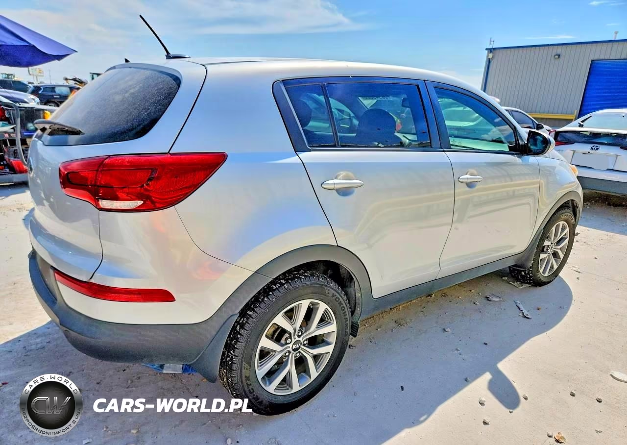 2014 Kia Sportage Lx VIN:KNDPB3ACXE7640816 - 3