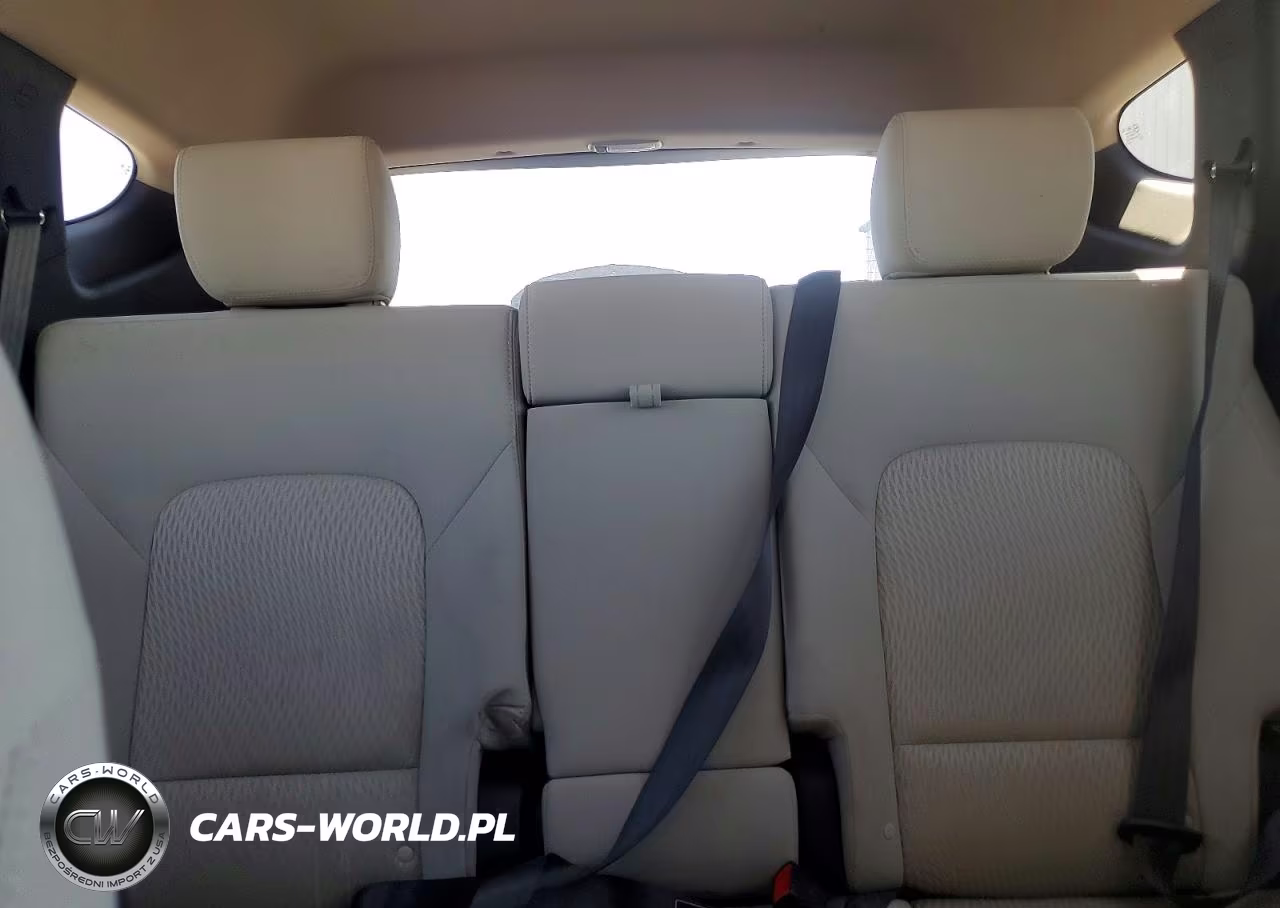 2013 Hyundai Santa Fe Sport 2.4L VIN:5XYZUDLB1DG101760 - 10