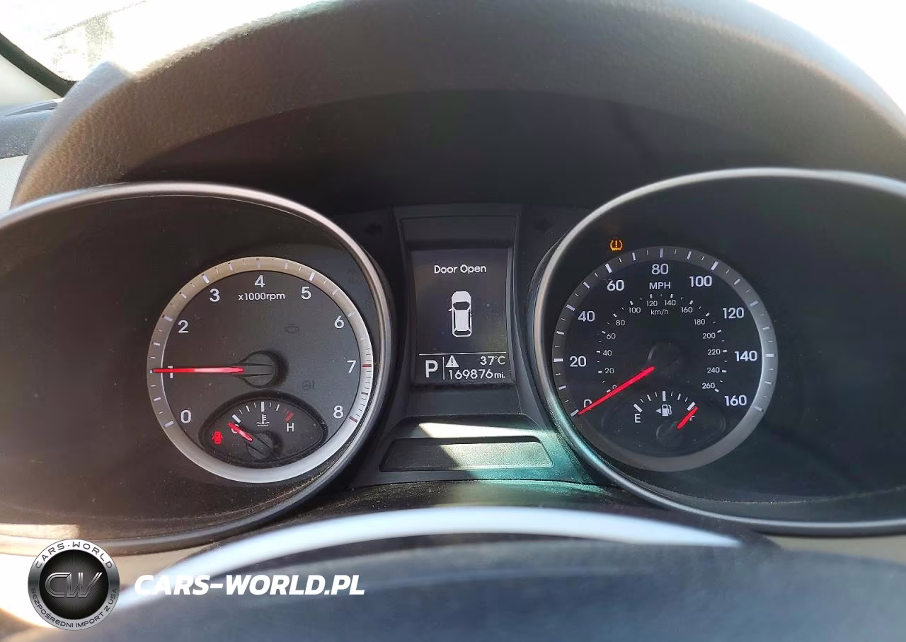 2013 Hyundai Santa Fe Sport 2.4L VIN:5XYZUDLB1DG101760 - 9