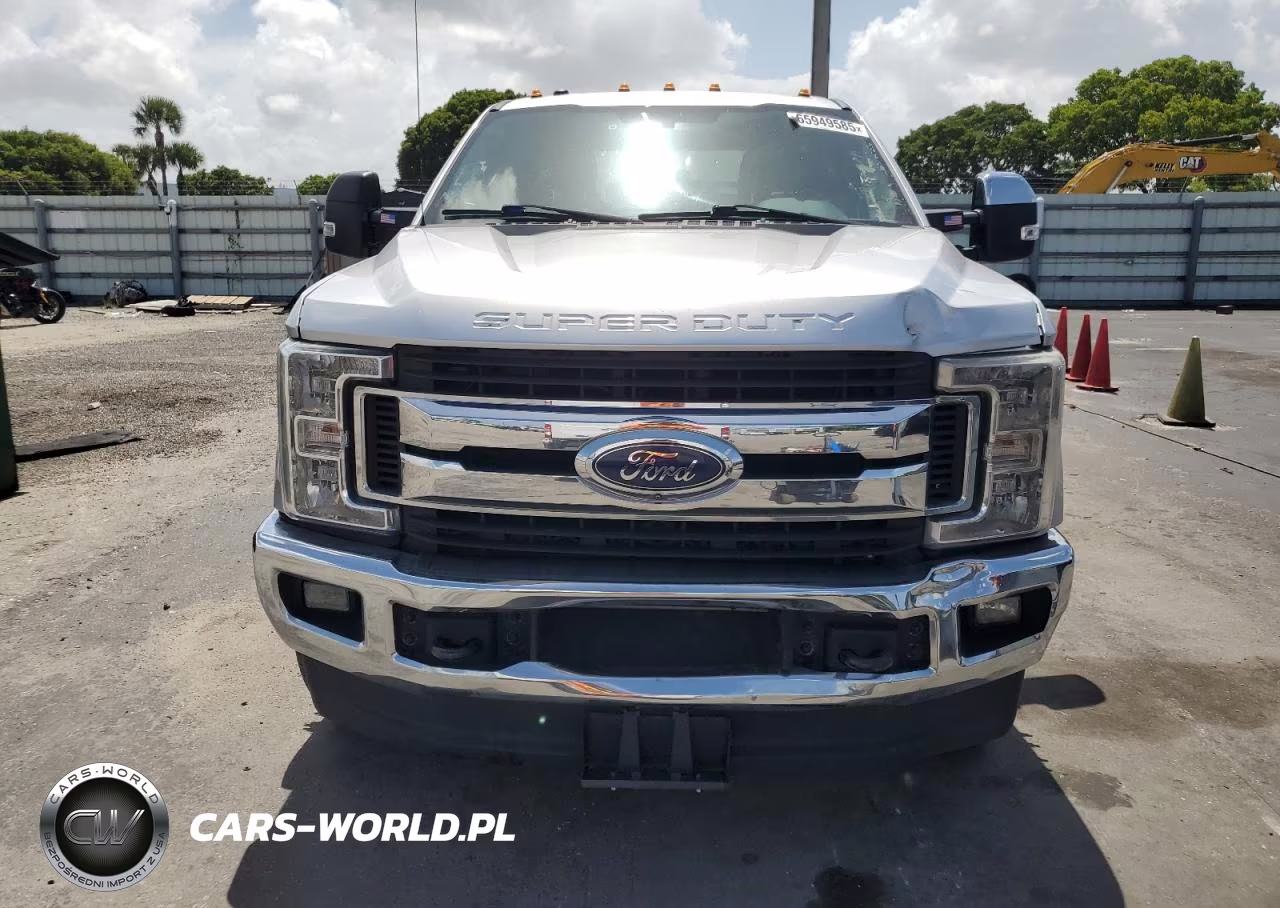 2019 Ford F350 Super Duty VIN:1FT8W3DT8KEF75329 - 5