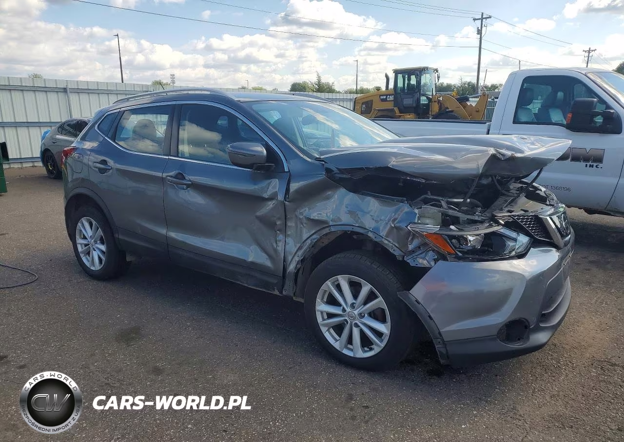 2018 Nissan Rogue Sport Sv VIN:JN1BJ1CR2JW284013 - 4