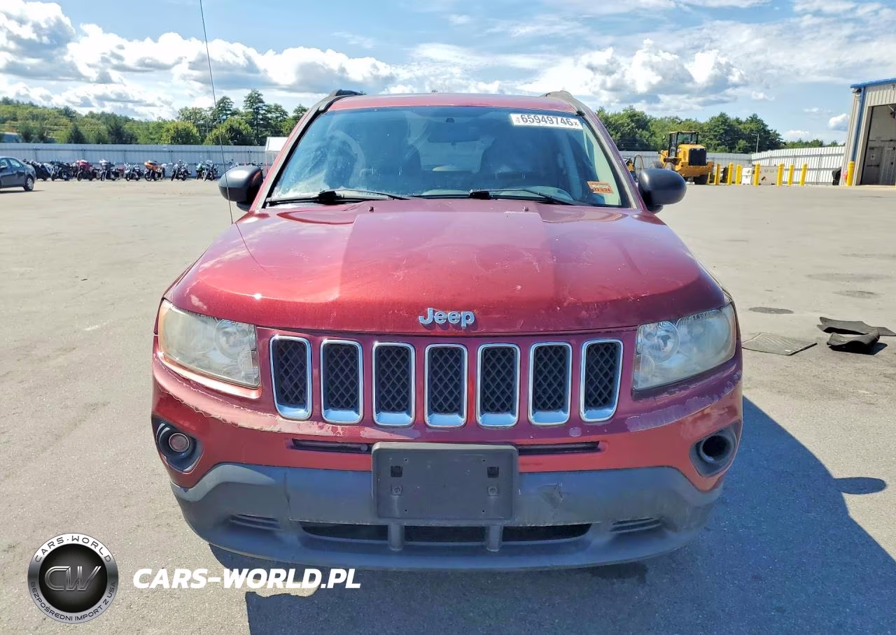 2012 Jeep Compass Sport VIN:1C4NJDBB0CD576905 - 5