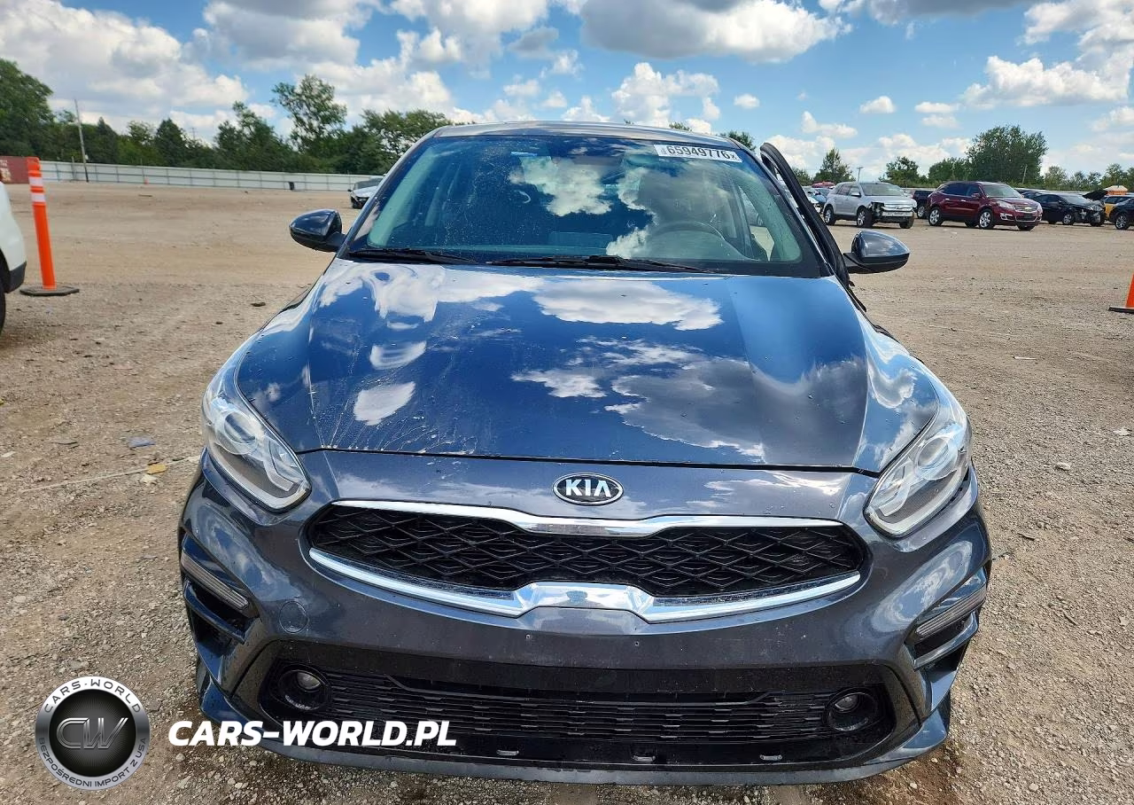 2019 Kia Forte S VIN:3KPF34AD4KE072968 - 5