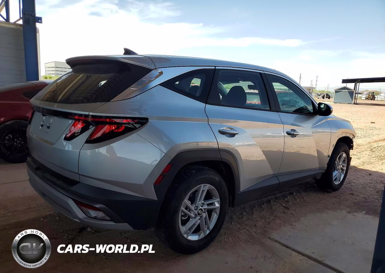 2025 Hyundai Tucson Se VIN:5NMJA3DE2SH555186 - 3