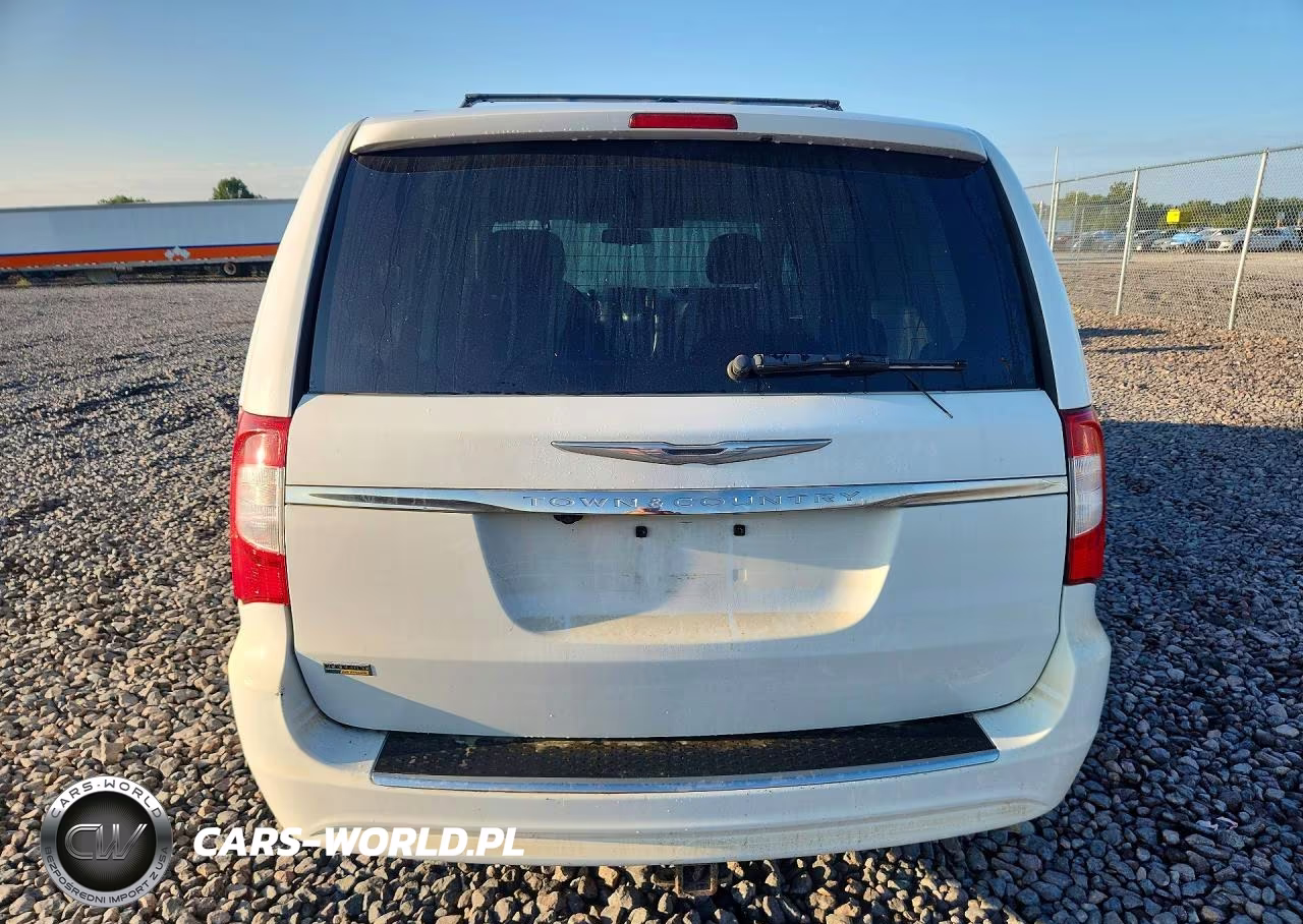 2016 Chrysler Town & Country Touring VIN:2C4RC1BG3GR212793 - 6