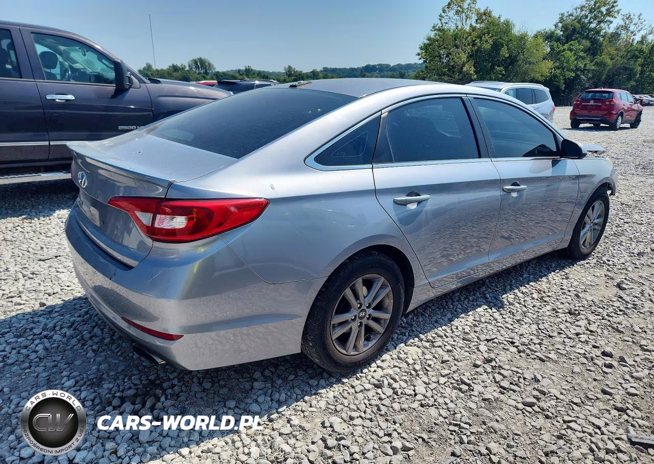 2016 Hyundai Sonata Se VIN:5NPE24AF5GH418268 - 3