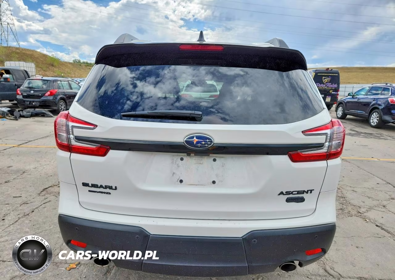 2025 Subaru Ascent Onyx Edition VIN:4S4WMAFD3S3414773 - 6