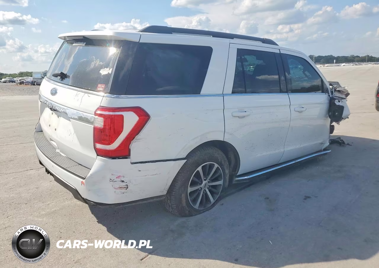 2018 Ford Expedition Xlt VIN:1FMJU1HT3JEA26024 - 3