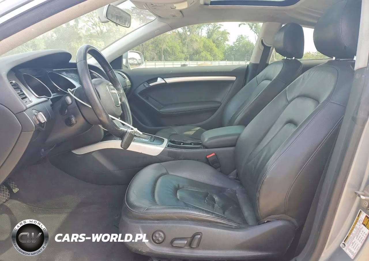 2010 Audi A5 Premium Plus VIN:WAULFAFR4AA010630 - 7