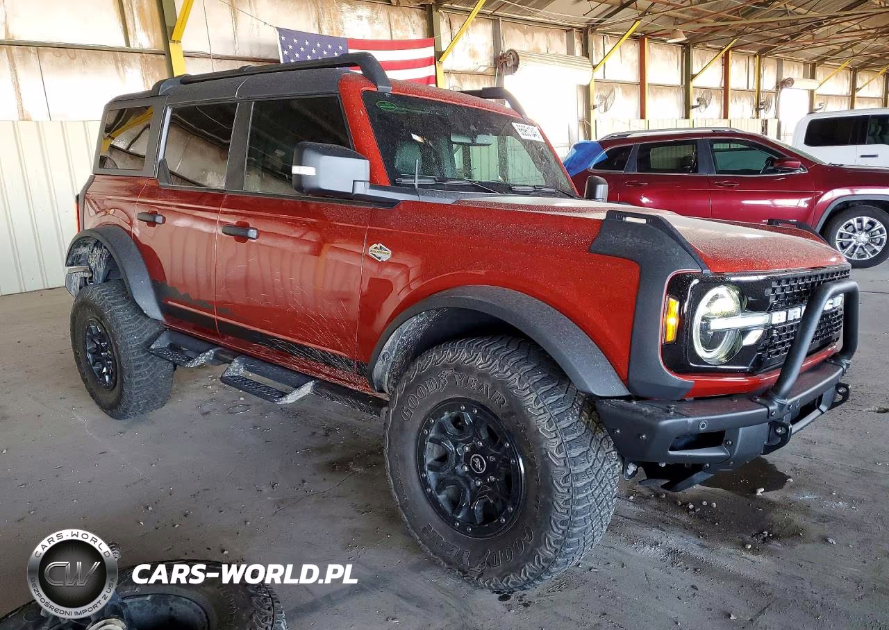 2023 Ford Bronco Base VIN:1FMEE5DP9PLA86120 - 4