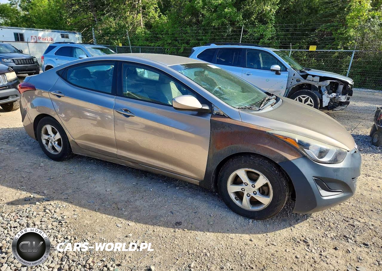 2014 Hyundai Elantra Se VIN:5NPDH4AE1EH513103 - 4
