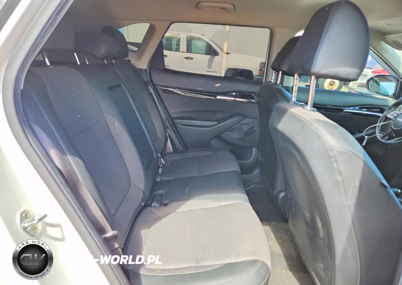 2022 Kia Seltos S VIN:KNDEU2AA6N7295407 - 11