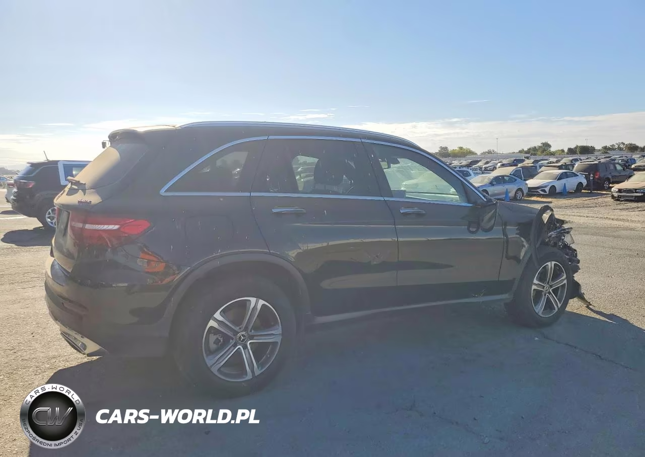 2018 Mercedes-Benz Glc 300 4Matic VIN:WDC0G4KB3JV023353 - 3
