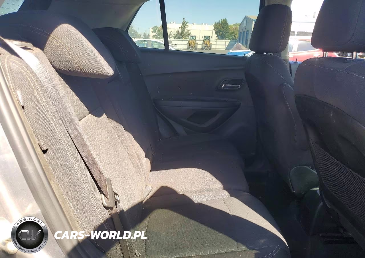 2020 Chevrolet Trax Ls VIN:3GNCJKSB1LL181080 - 11