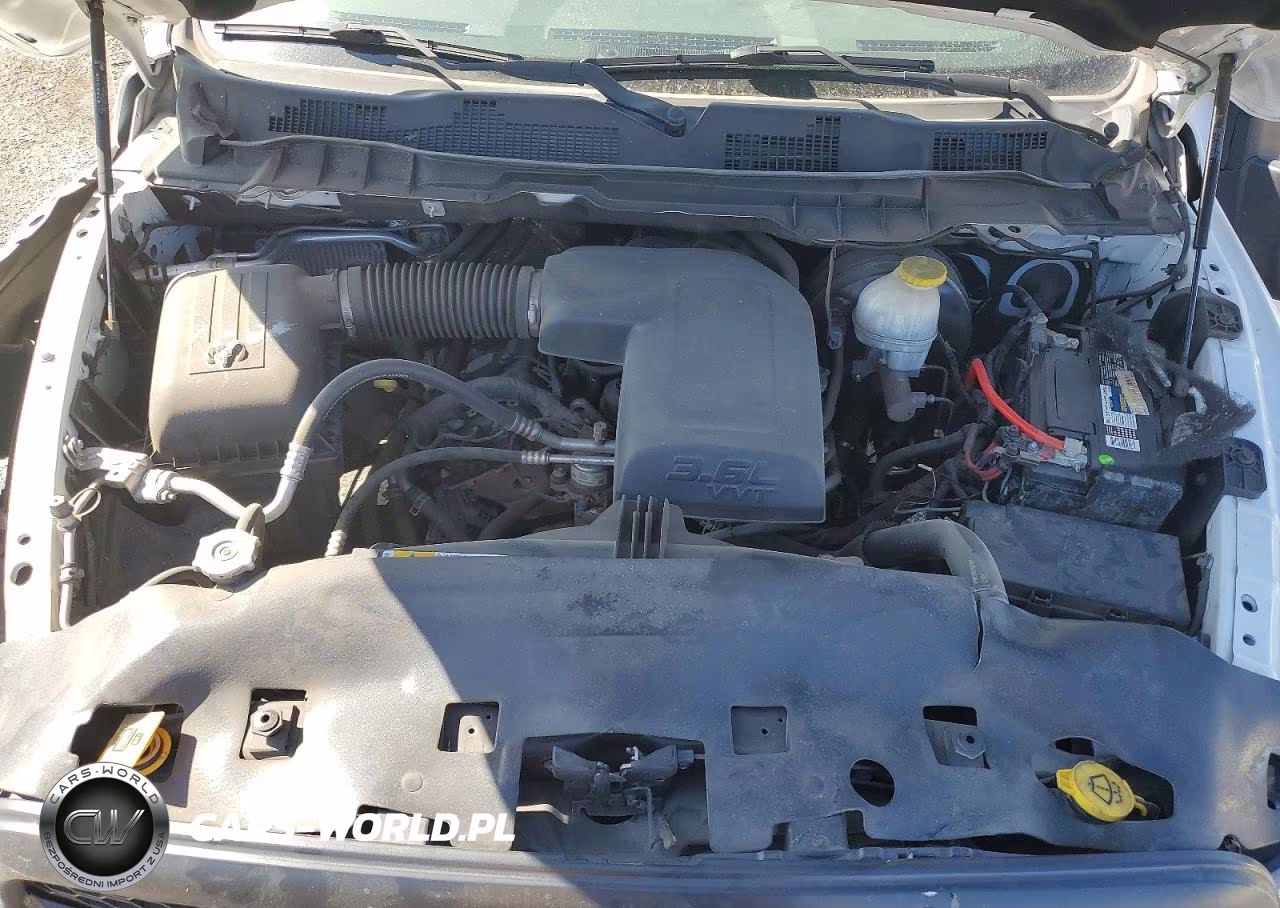 2019 Ram 1500 Classic Tradesman VIN:1C6RR6FG4KS620076 - 11