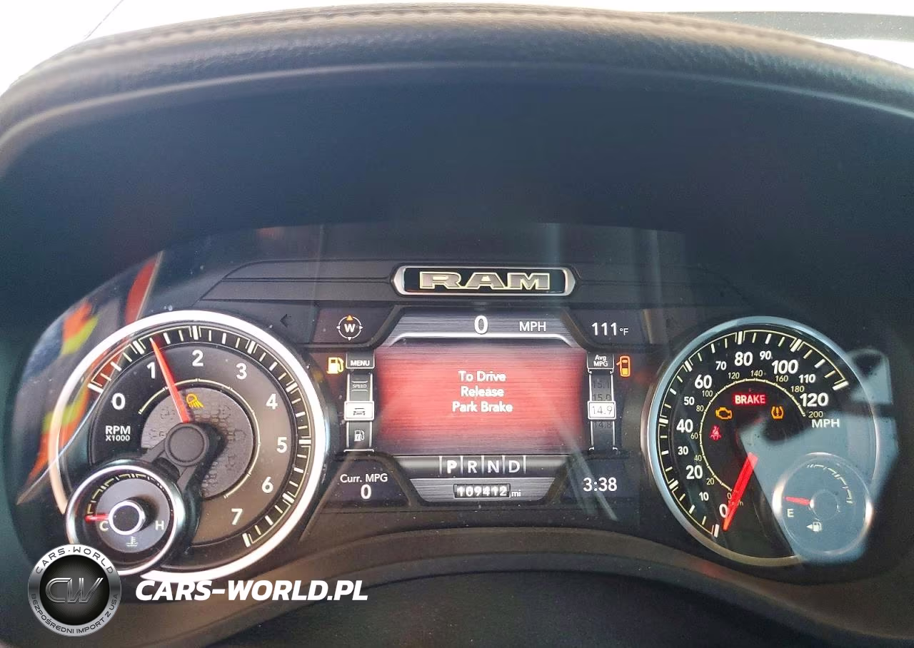 2019 Ram 1500 Laramie VIN:1C6RREJT1KN906089 - 9