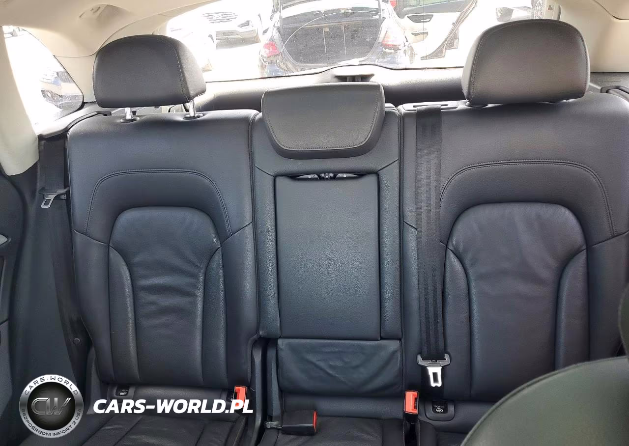2015 Audi Q5 Premium VIN:WA1CFAFP5FA123456 - 10