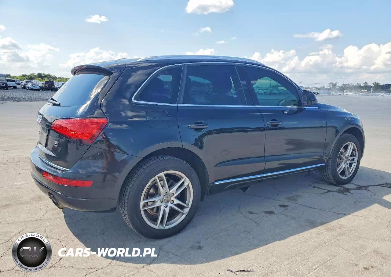 2015 Audi Q5 Premium VIN:WA1CFAFP5FA123456 - 3