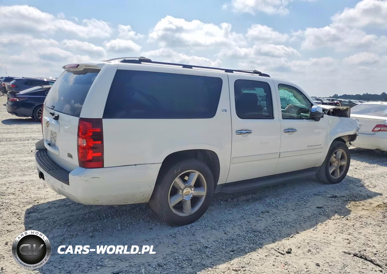2007 Chevrolet Suburban C1500 VIN:1GNFC16057R403855 - 3