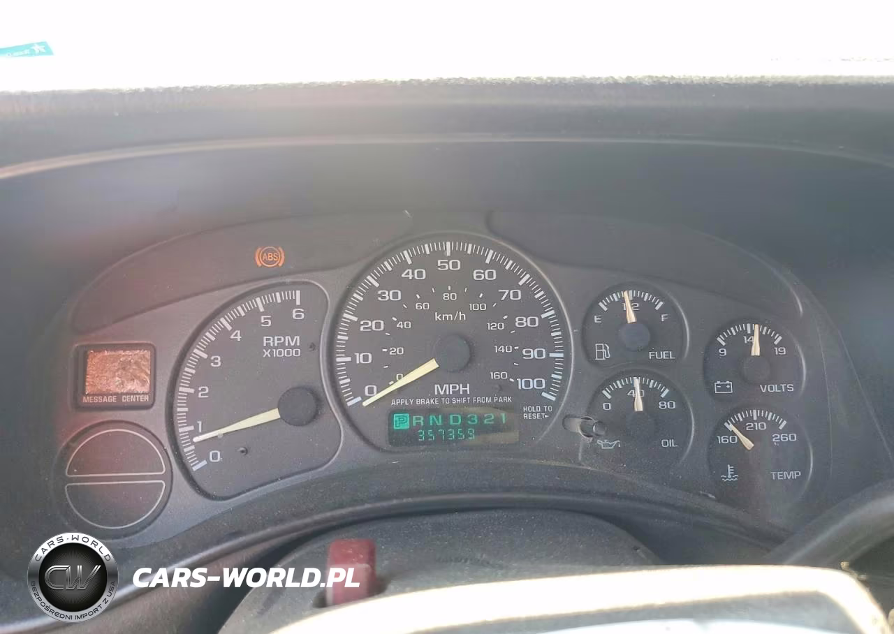 1999 Chevrolet Silverado C1500 VIN:2GCEC19T9X1230831 - 9