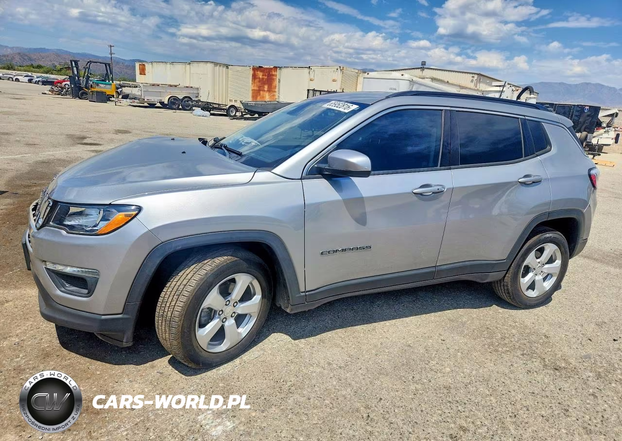 2020 Jeep Compass Latitude – zdjęcie 1 z 12