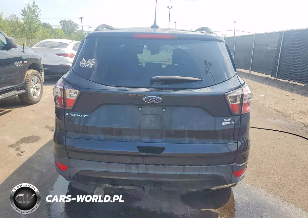 2018 Ford Escape Se VIN:1FMCU9GD8JUD49072 - 6