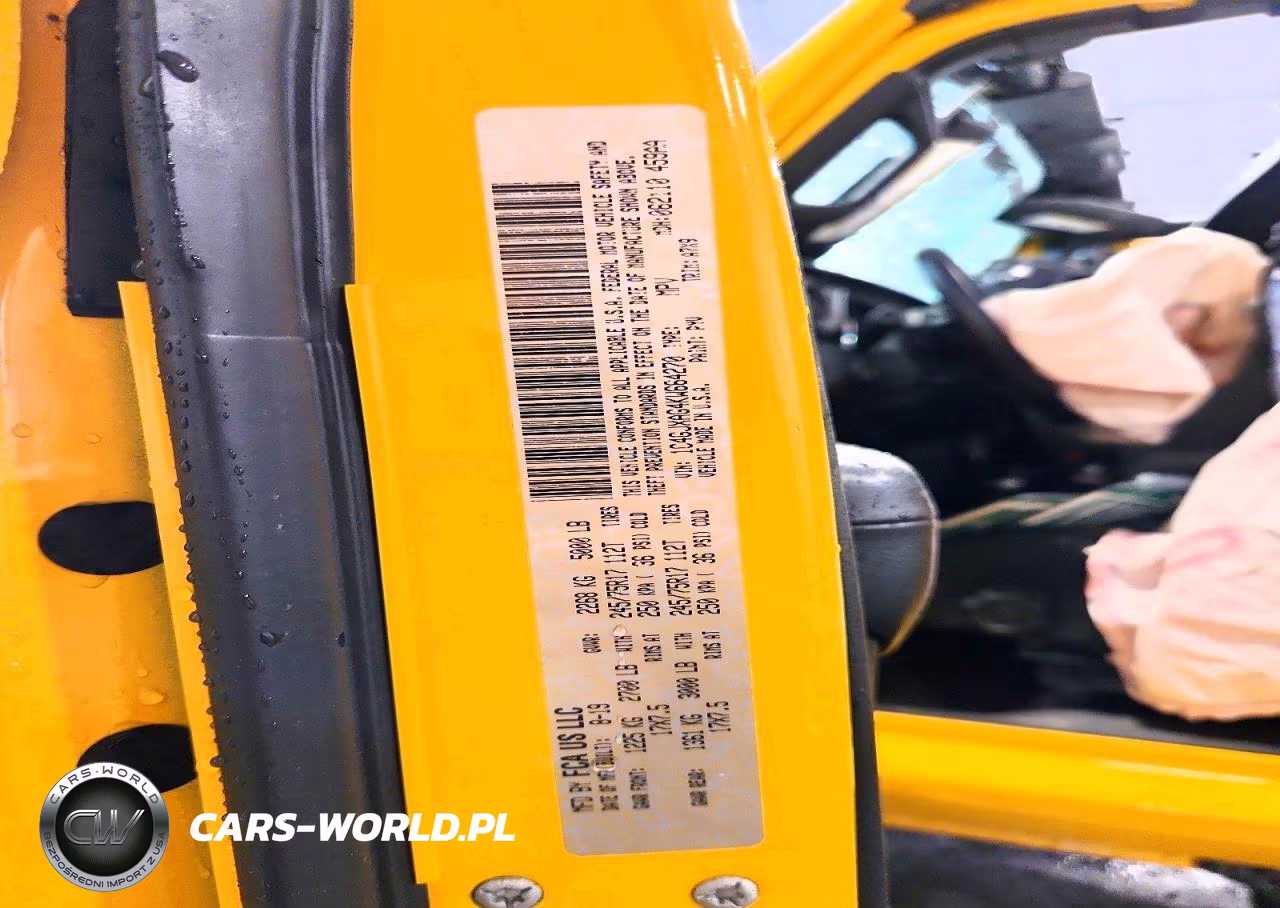 2019 Jeep Wrangler Sport VIN:1C4GJXAG4KW664270 - 12