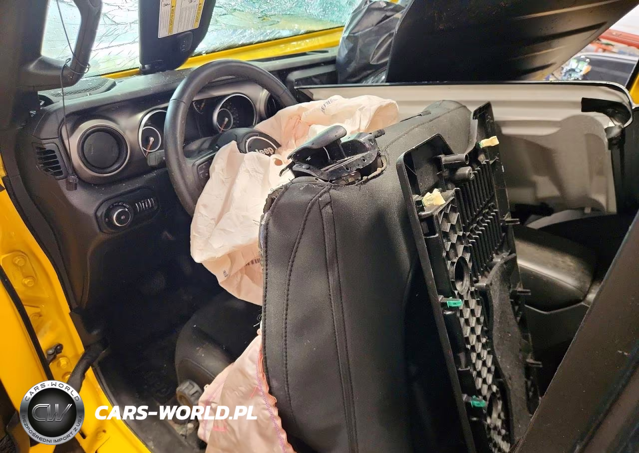 2019 Jeep Wrangler Sport VIN:1C4GJXAG4KW664270 - 8