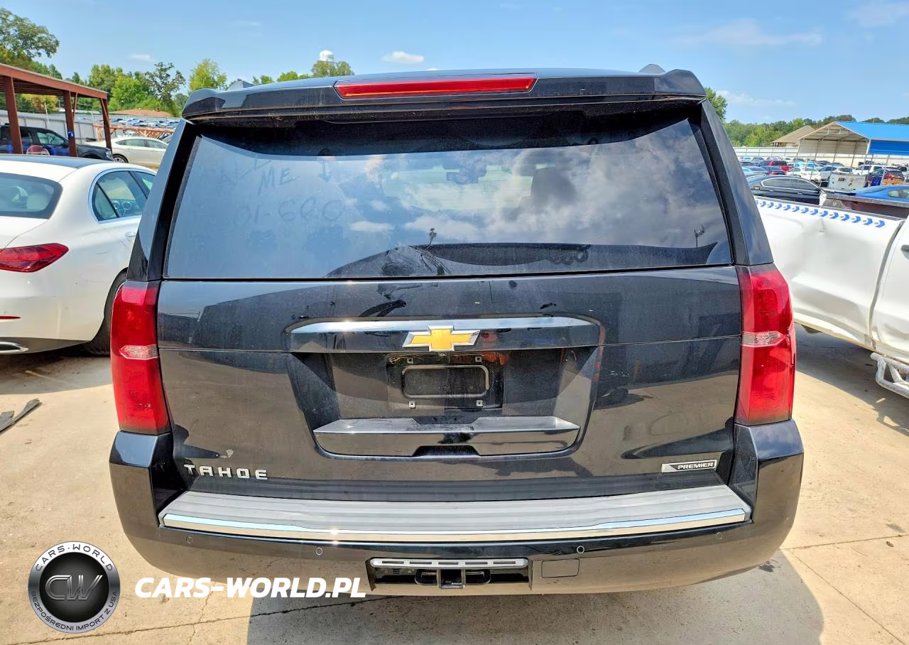 2018 Chevrolet Tahoe C1500 Premier VIN:1GNSCCKC8JR256755 - 6
